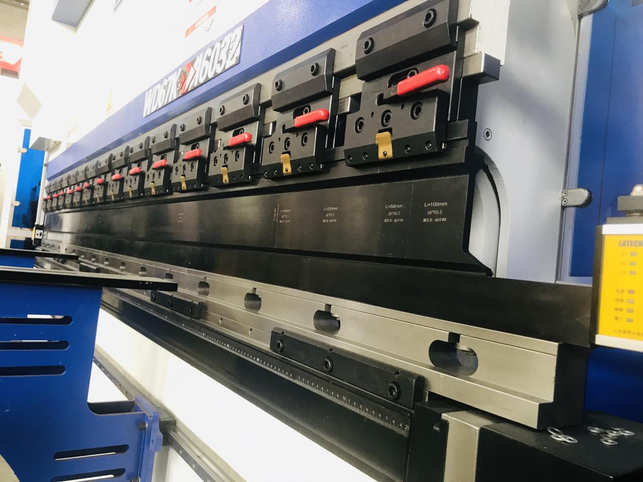 110 Ton 3200 Mm 7 Axis Cnc Press Brake Delem Da66t Da69t Cnc System 110 Ton 3200 Mm 7 Axis Cnc Press Brake Delem Da66t Da69t Cnc System