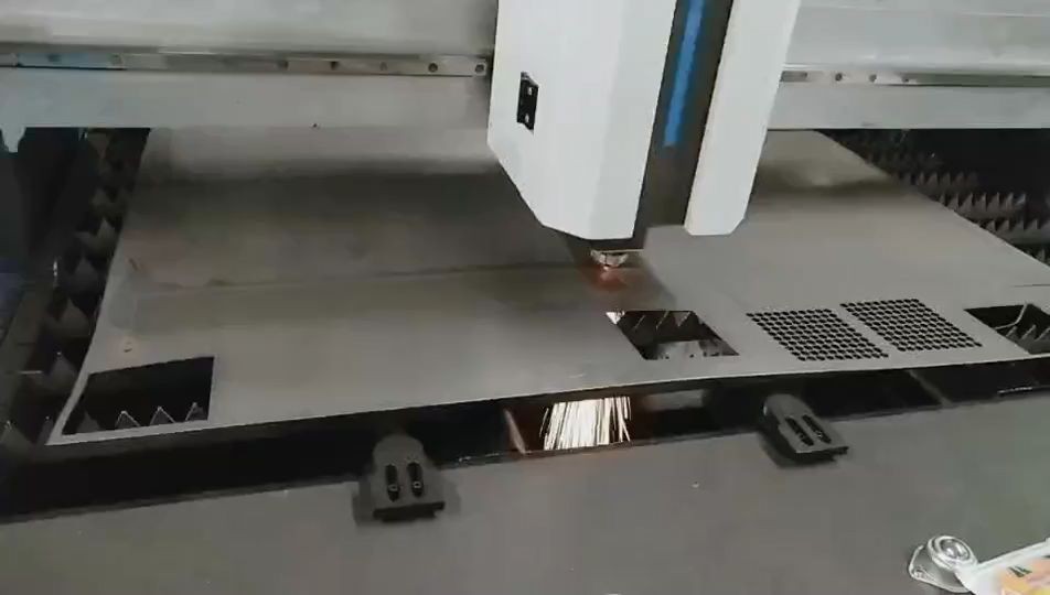 금속 장 관을 위한 12000w Cnc 섬유 레이저 절단기