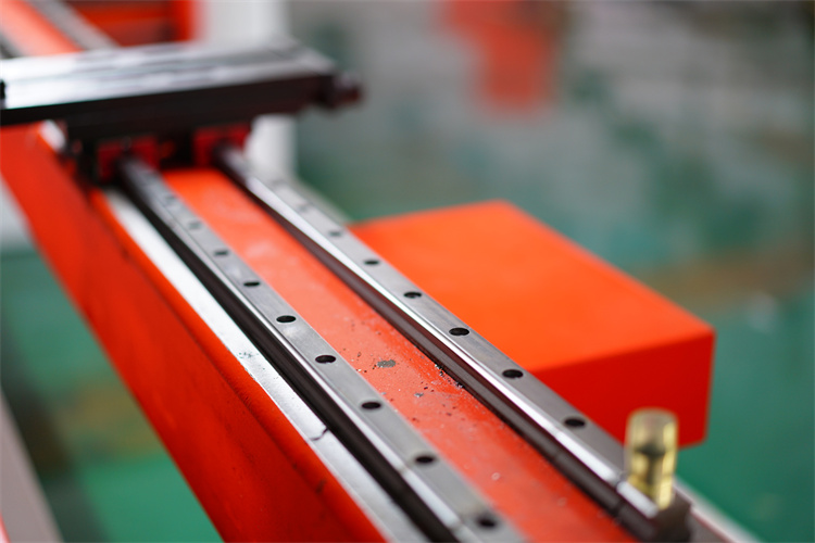 125t 2500mm 4 축 Da53t 시스템 CNC 수압기 브레이크 기계