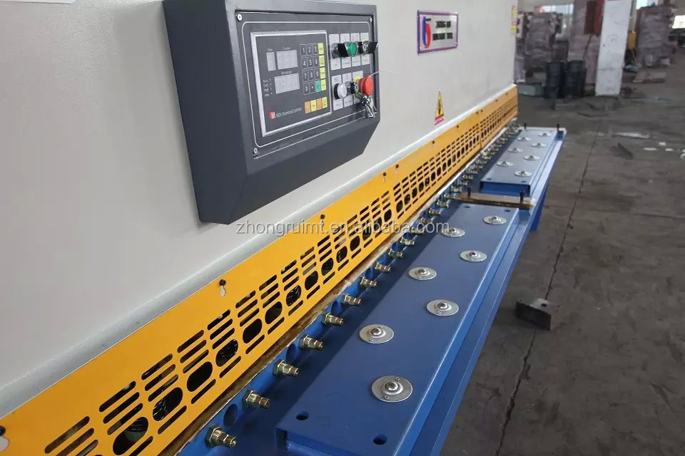 12x2500mm 液壓斷頭台剪板機