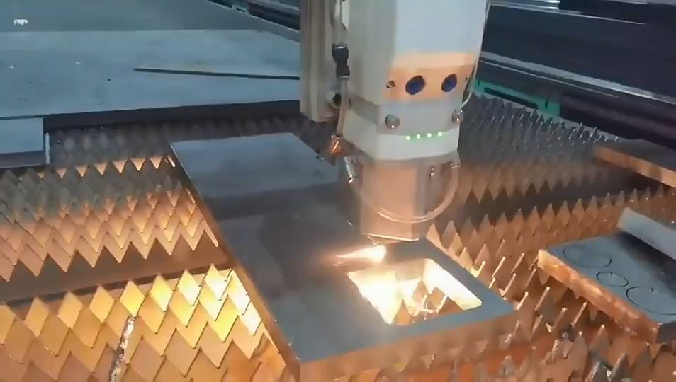 Tagliatrice del laser della protezione dello schermo 20kw per il piatto spesso