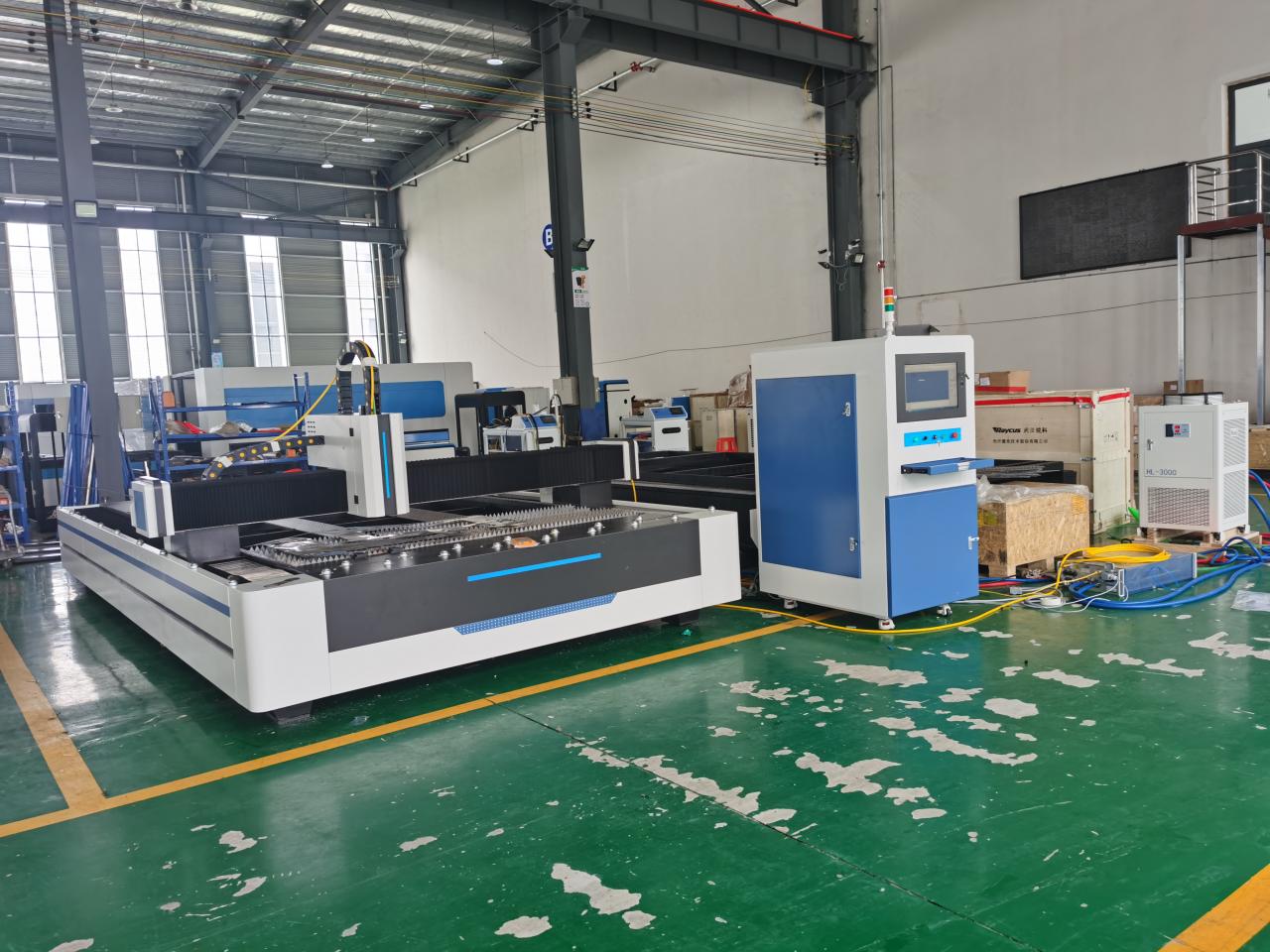 Metal Levha üçün 3kw Ipg Cnc Fiber Lazer Kəsmə Maşını