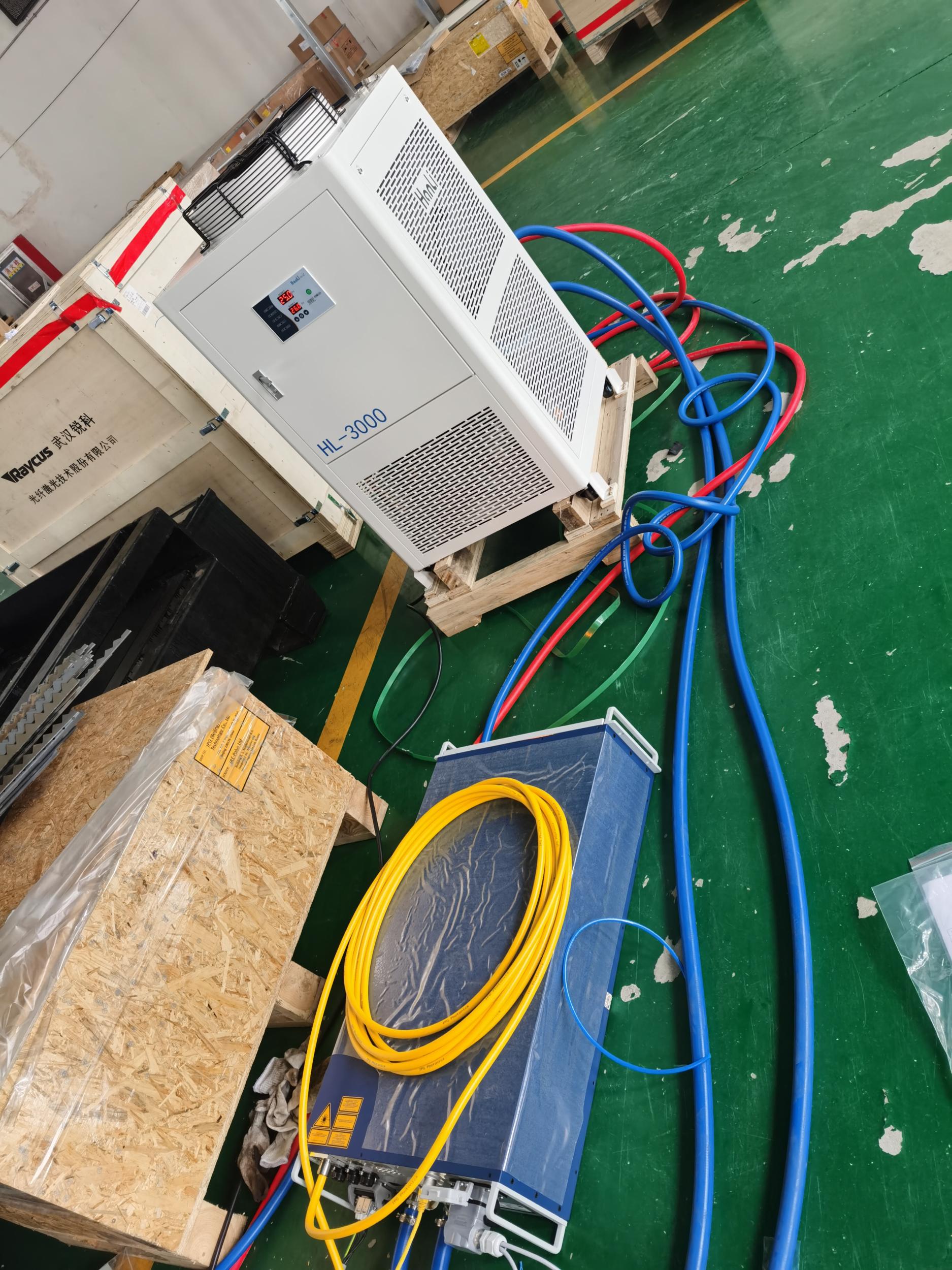 Metal Levha üçün 3kw Ipg Cnc Fiber Lazer Kəsmə Maşını