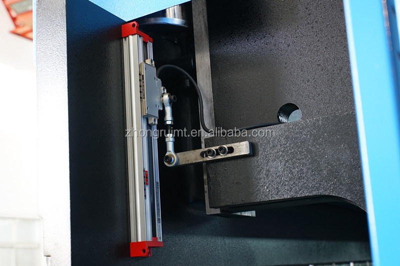 4 +1 軸 Cnc 串聯折彎機，帶 Ct8ps 2d 圖形控制器