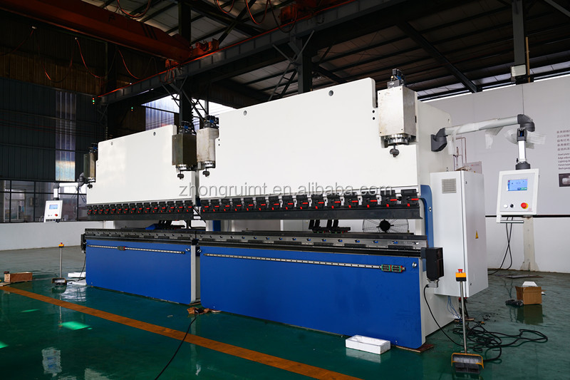 4 +1 軸 Cnc 串聯折彎機，帶 Ct8ps 2d 圖形控制器