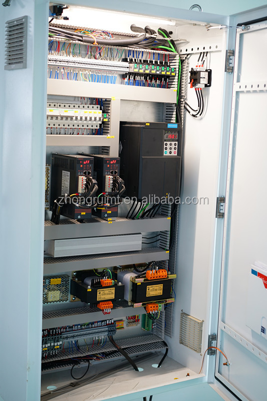 4 +1 軸 Cnc 串聯折彎機，帶 Ct8ps 2d 圖形控制器