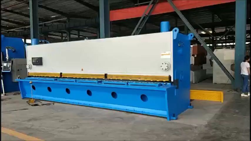 Qc11k 16 * 6000 เครื่องตัดกระดาษไฮดรอลิก Cnc Guillotine จากประเทศจีน