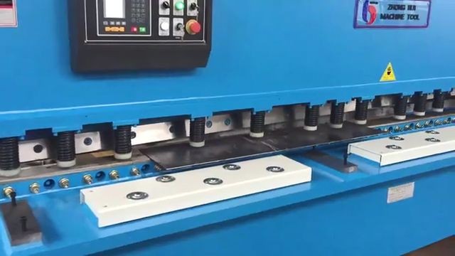 Qc12k-16x2500 Paslanmayan Polad Plitələr Kəsmə Makinası Cnc