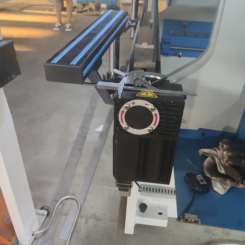 Ce Certificate Hydraulic Press Brake Mini Sheet Metal Bending Machine Ce Certificate Hydraulic Press Brake Mini Sheet Metal Bending Machine