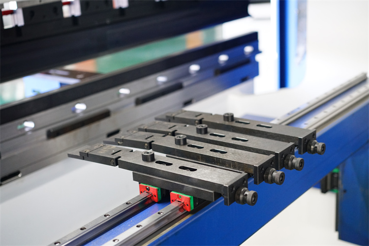 中国 Da58t CNC 油圧プレス ブレーキ曲げ機販売