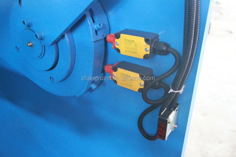 Cnc Hidravlik Metal Paslanmayan Polad Alüminium Kəsmə Maşını