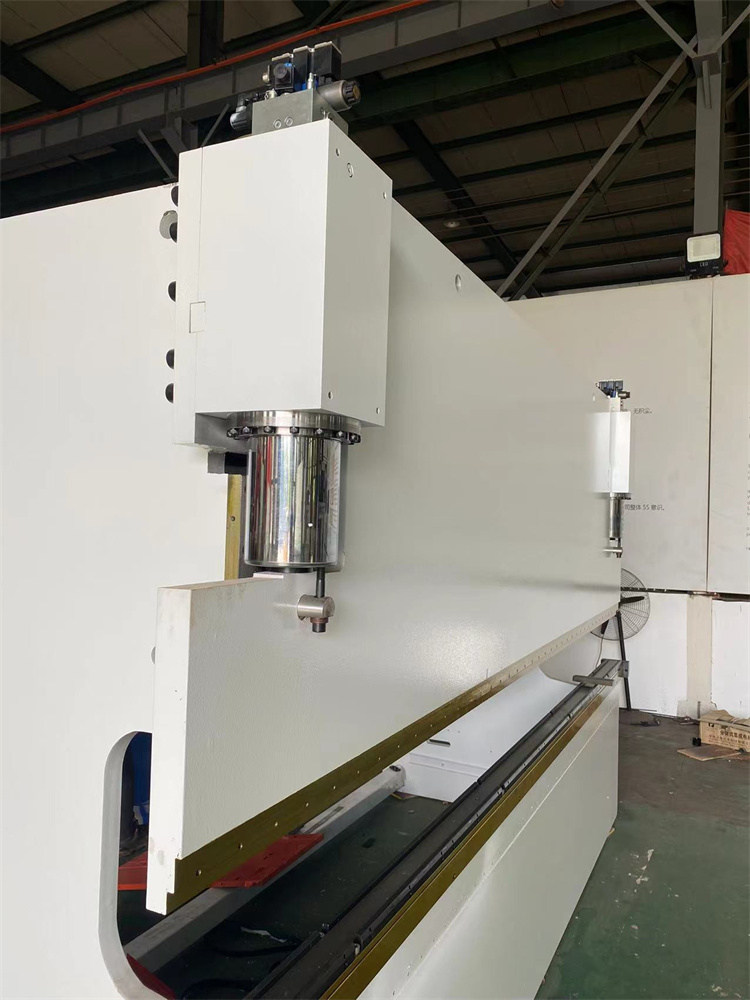 High Productivity 100t 4000 Cnc Hydraulic Press Brake Bending Machine High Productivity 100t 4000 Cnc Hydraulic Press Brake Bending Machine