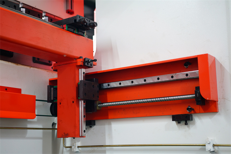 Hidravlik Qatlama Maşın / Cnc Metal Levha Bükmə Maşın Hidravlik Qatlama Maşın / Cnc Metal Levha Bükmə Maşın