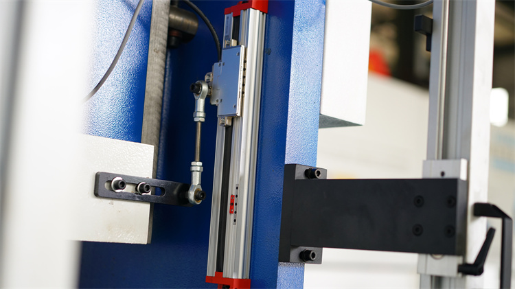 油圧プレスブレーキ Wf67k-40t/1600 油圧曲げ機 油圧プレスブレーキ Wf67k-40t/1600 油圧曲げ機