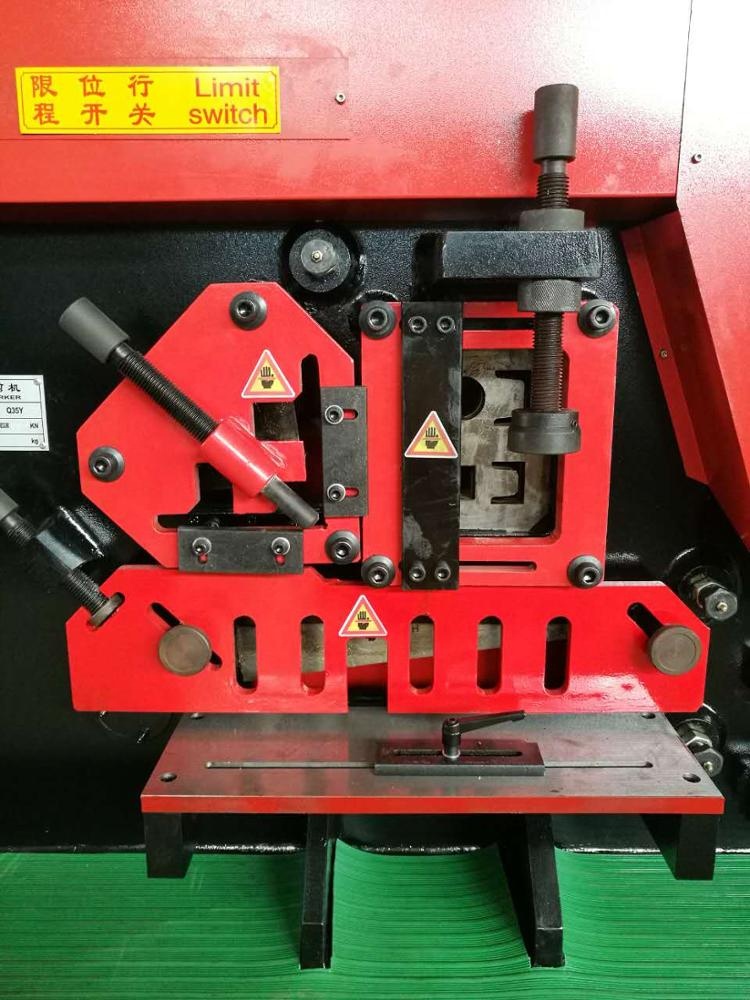 Metal Sheet Automatic Ironworker Shearing And Punching Machine Metal Sheet Automatic Ironworker Shearing And Punching Machine