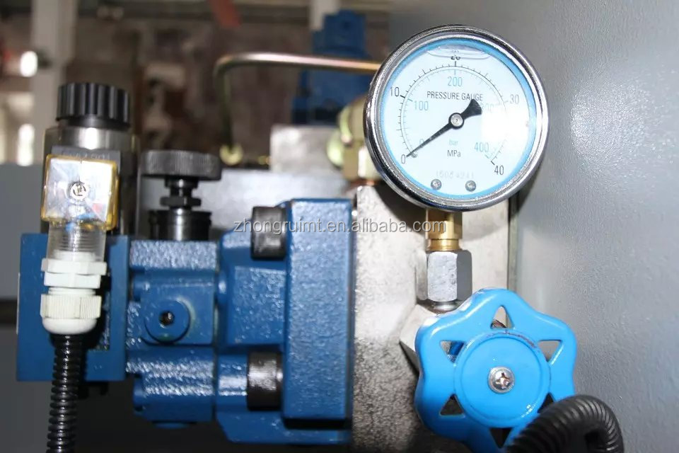 Qc12y系列6mm厚3200mm寬板料剪板機