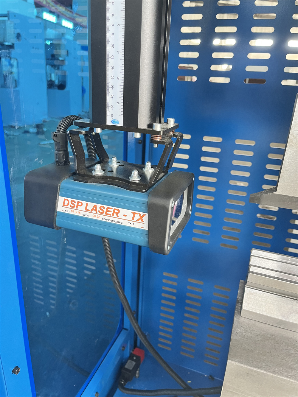 Levha Bükmə Maşını 100 Ton X3200mm Hidravlik Nc Pres Əyləci