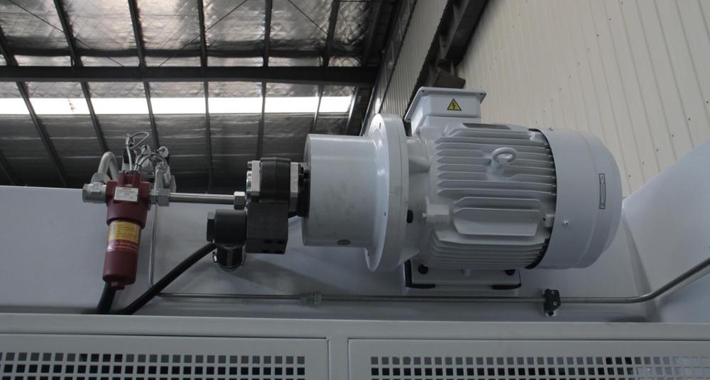 Wc67y 液壓折彎機與 Estun E300 控制器