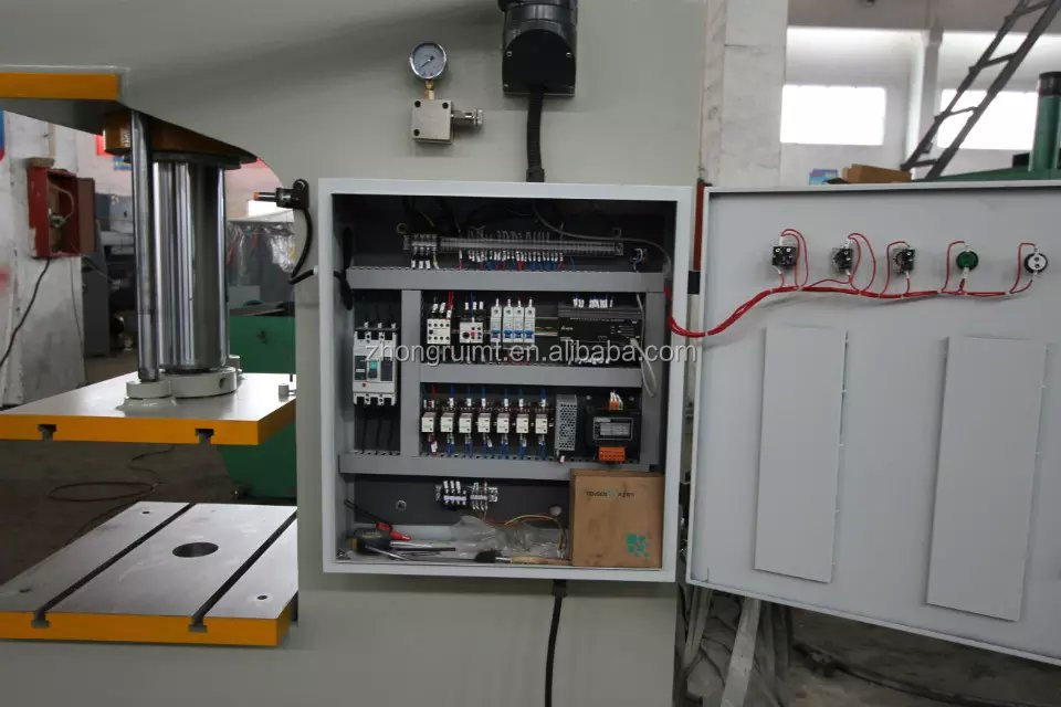 Y41-200t Cフレーム油圧鍛造プレス機